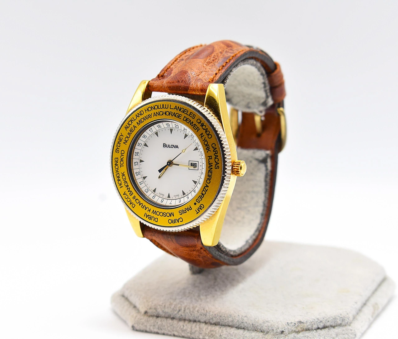 Bulova Timemaster World Time 13023 Quarzo – 38,5 mm – Quadrante originale — foto dell’esemplare MASSA SHW