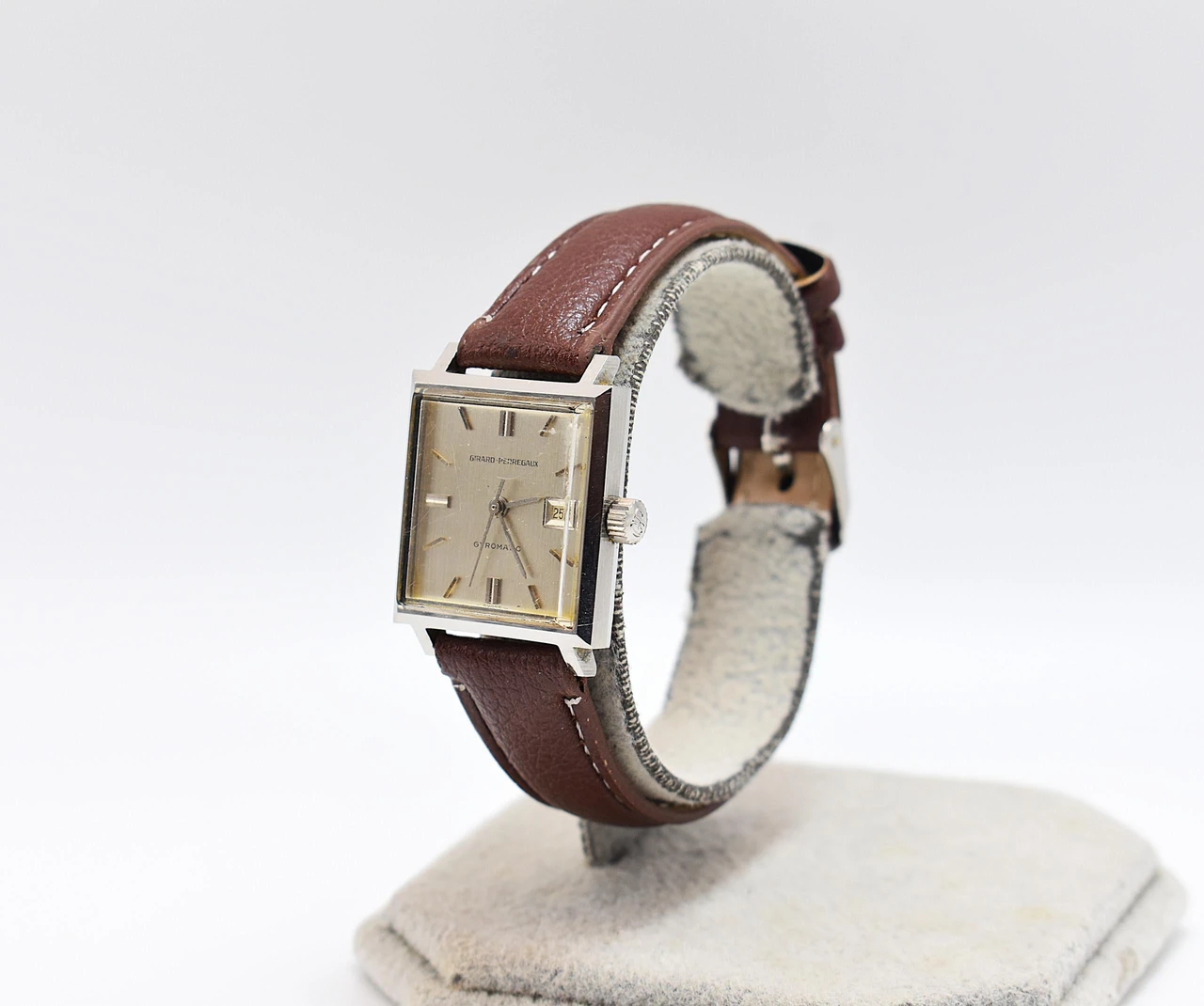 Girard Perregaux Gyromatic Square · 48640086 — foto 1 di 5