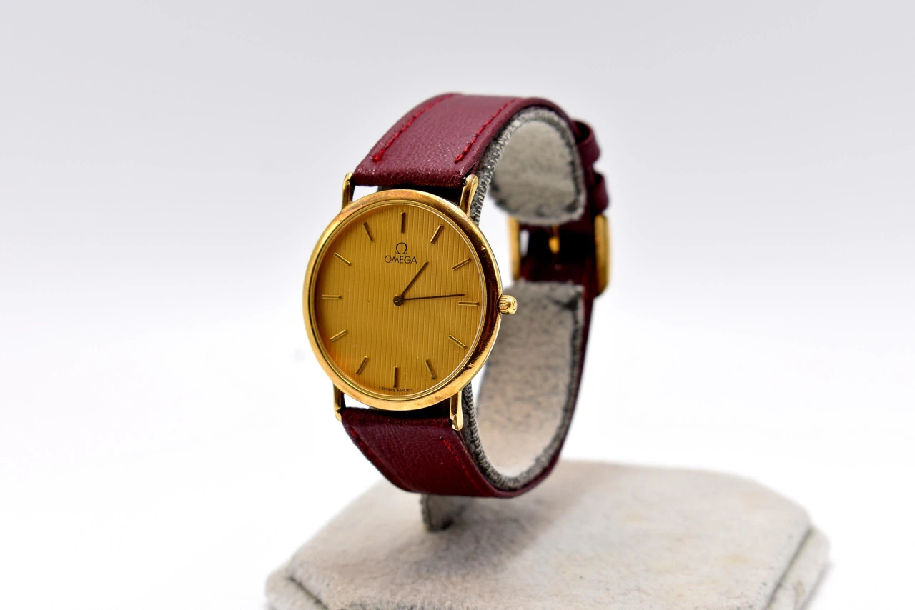 Omega De Ville Quartz 32 mm – Quarzo – Quadrante oro · 49536846 — foto 1 di 8