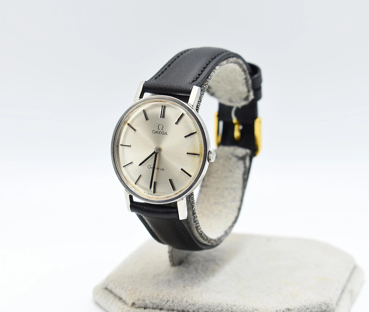 Omega Genève · 48747213 — foto 1 di 5