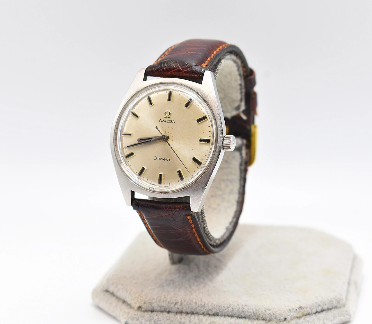 Omega Genève · 48477077 — foto 1 di 5