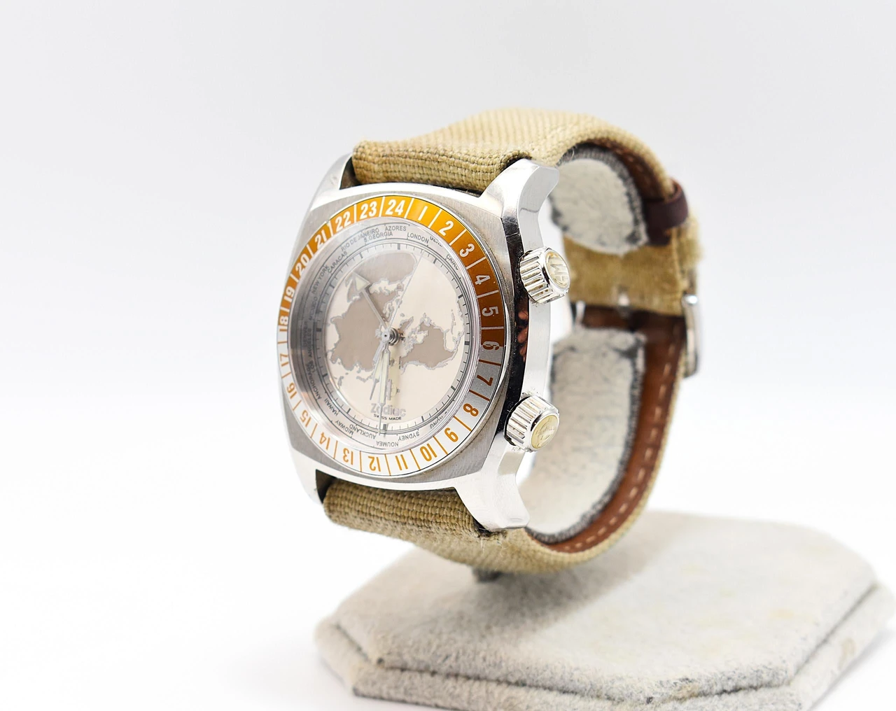 Zodiac World Time GMT Worldtimer Steel Canvas · 48640384 — foto 1 di 5