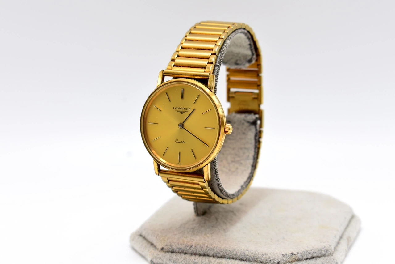 Longines Quartz 33 mm – Quarzo – Quadrante oro · 49536874 — foto 1 di 6